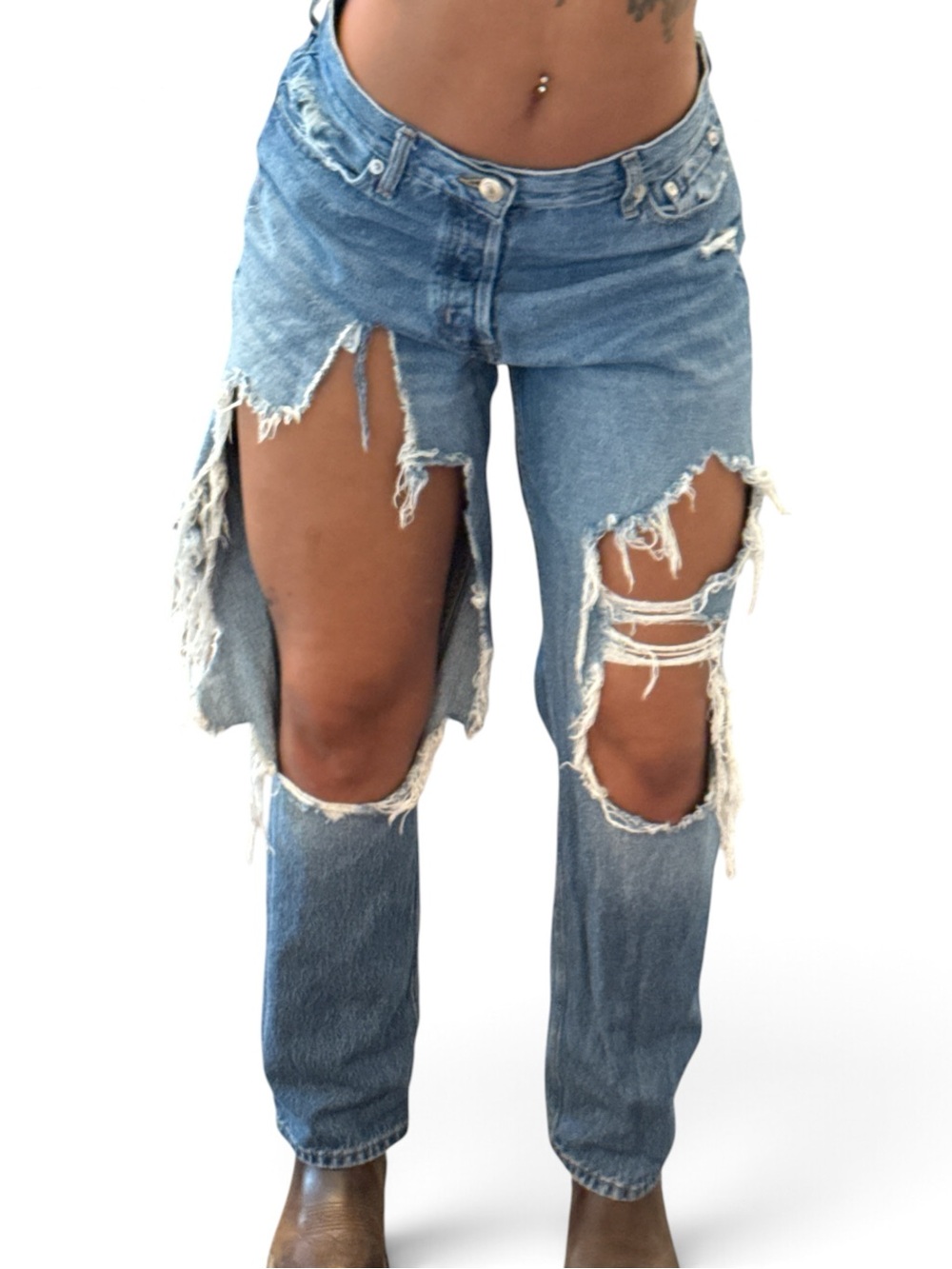 Aeropostale Women's Light Blue Distressed Straight Leg Jeans